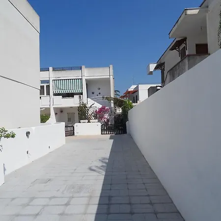 Case Vacanza Baia Verde Holiday home *